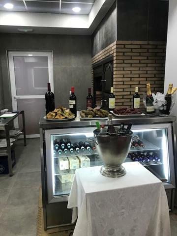 Hotel Reina Victoria Hellín Екстериор снимка